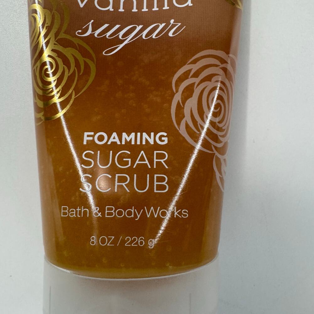 Bath & Body Works WARM VANILLA SUGAR Foaming Sugar Scrub 8 oz - Discontinued